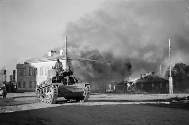 Finnish troops enter  Petrozavodsk 1 October 1941 worldwartwo.filminspector.com