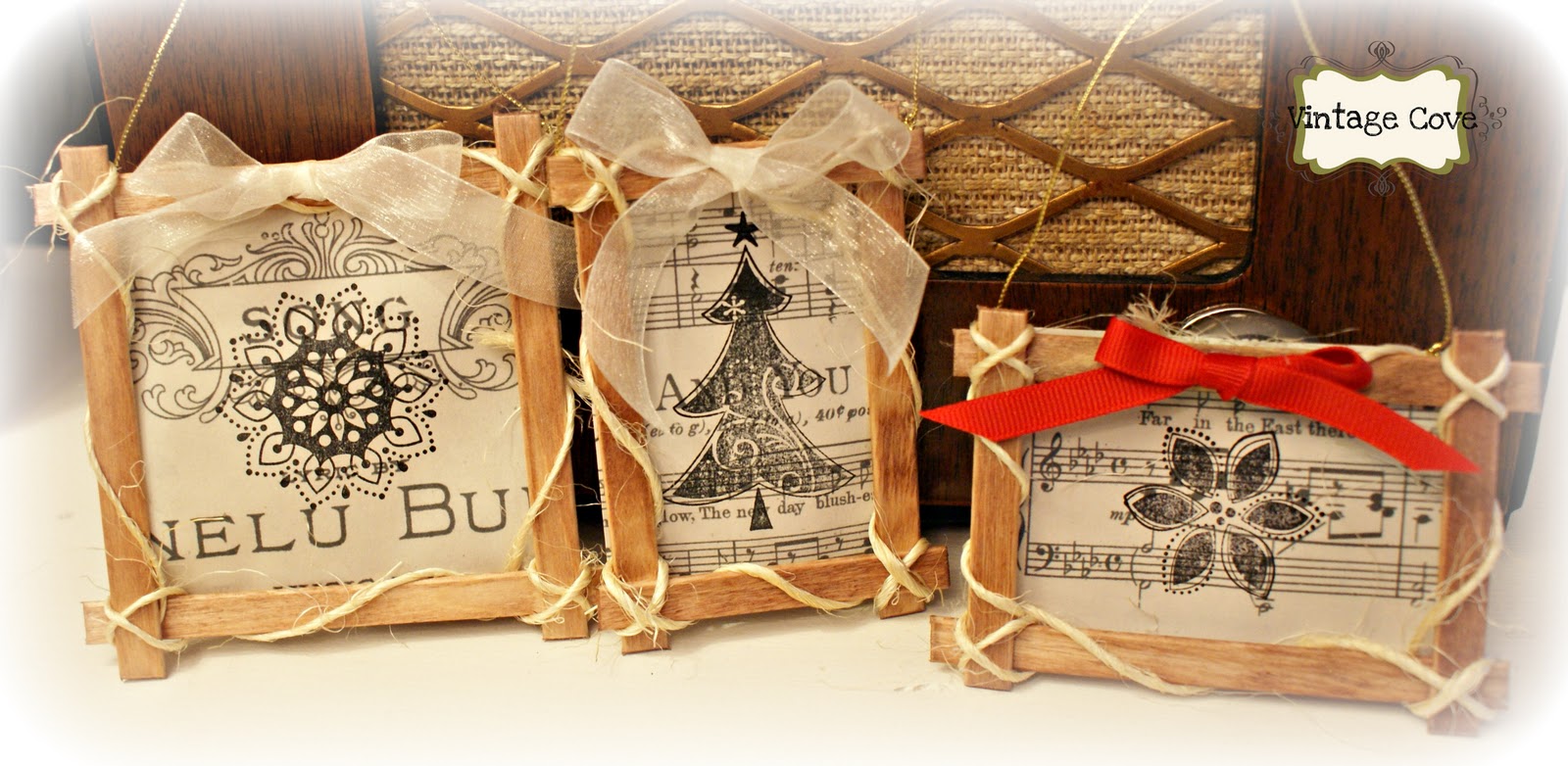 Vintage Cove Popsicle Stick Frame Christmas Decorations.