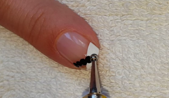 Violin By Agusia Nail Art Gallery Nailartgallery Nailsmag Com By