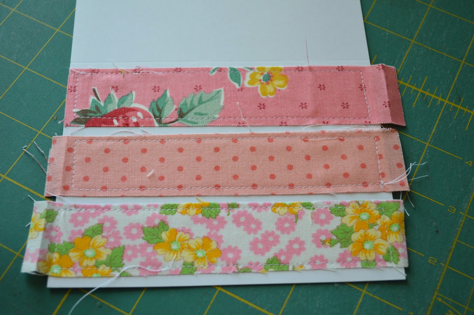 THE QUILT BARN Scrappy Fabric Card Tutorial