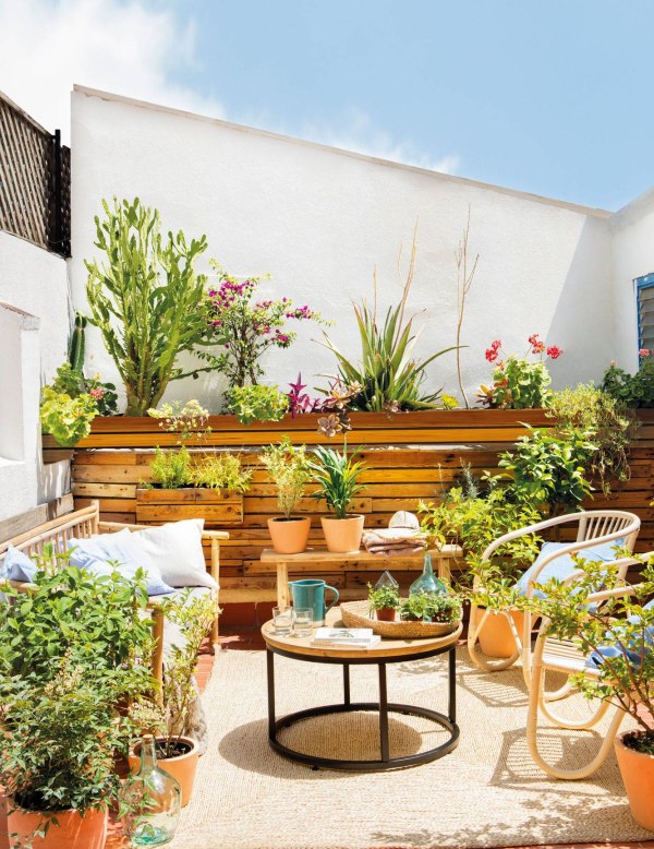 Vediamo come arredare il tuo terrazzo o balcone per rendere l’ambiente più piacevole e vivibile