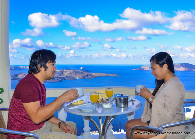 Breakfast with a view in Santorini