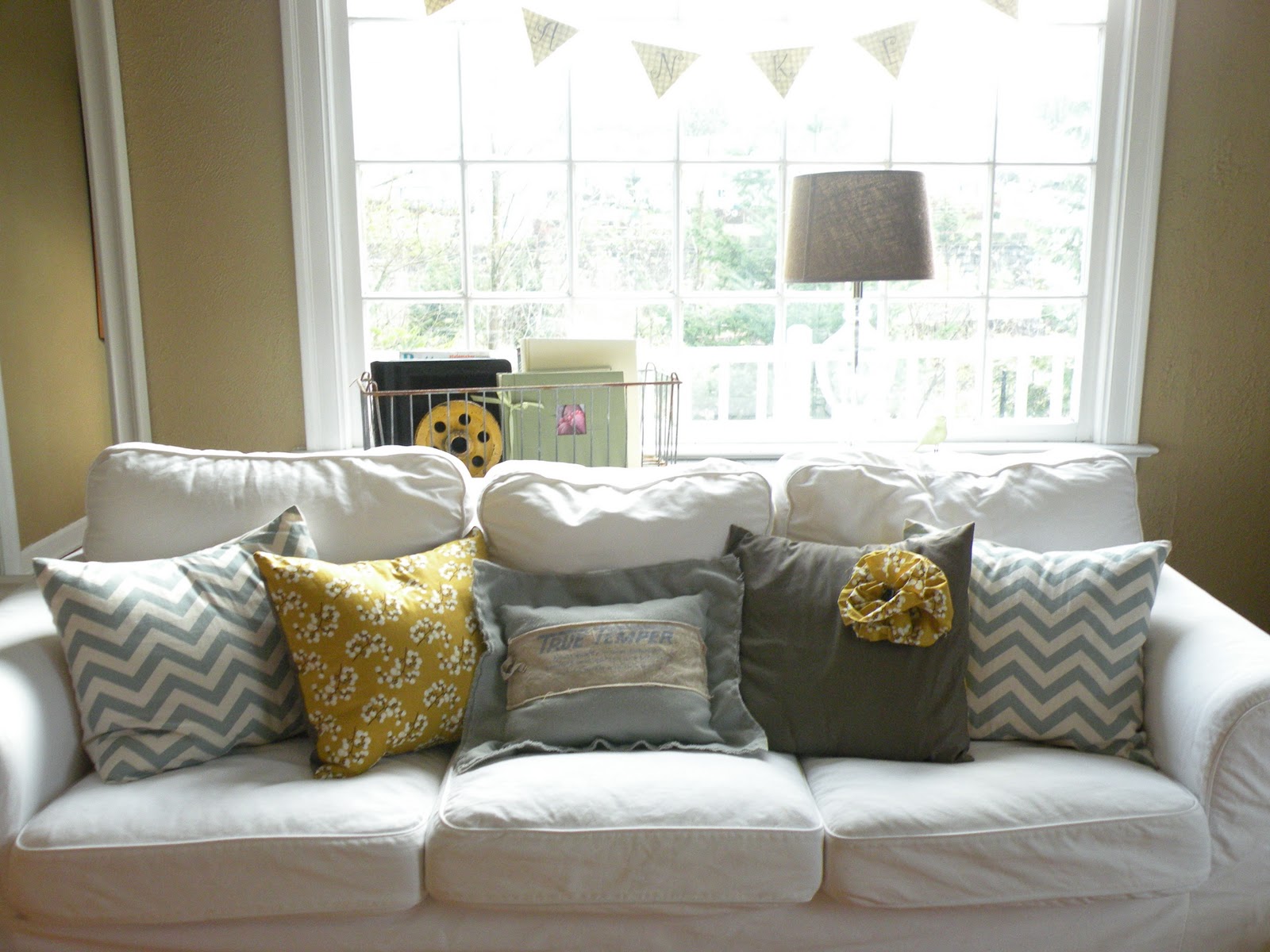 Eight lil hens Those aren't Pillows!