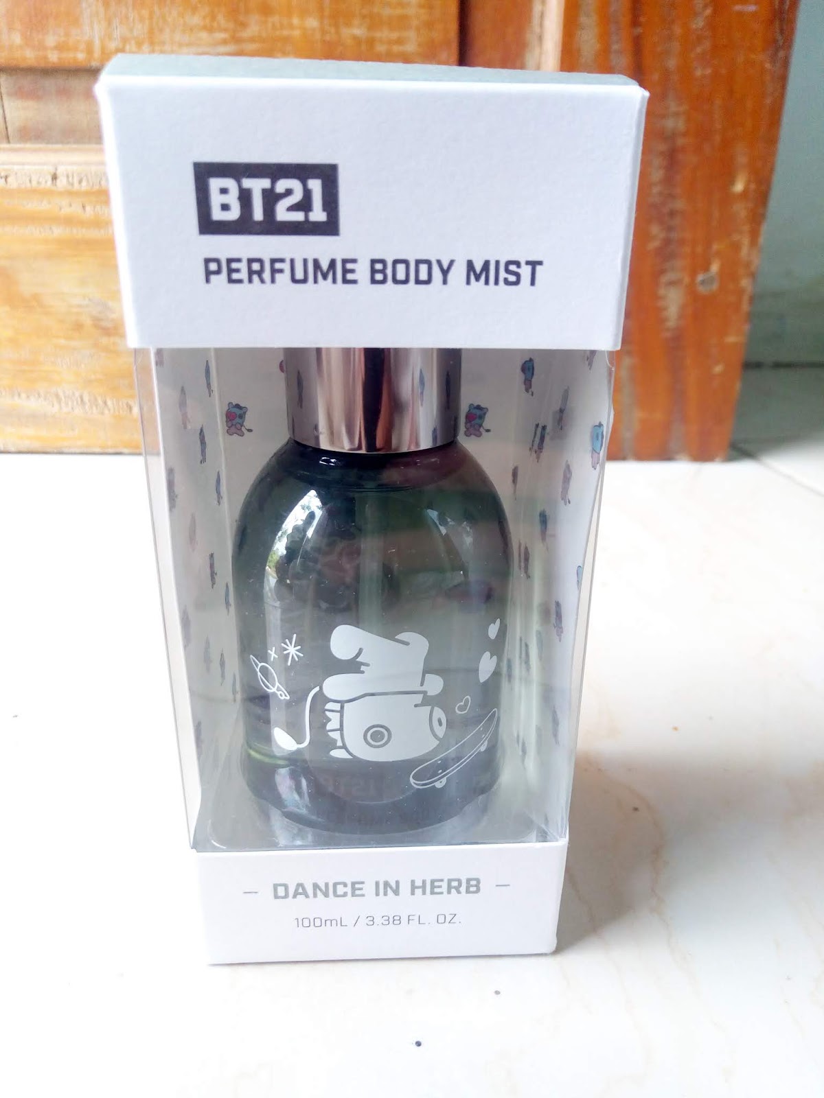 [Review ] BT21 Body Mist Mang Dance in Herb & Hand Sanitizer Shooky