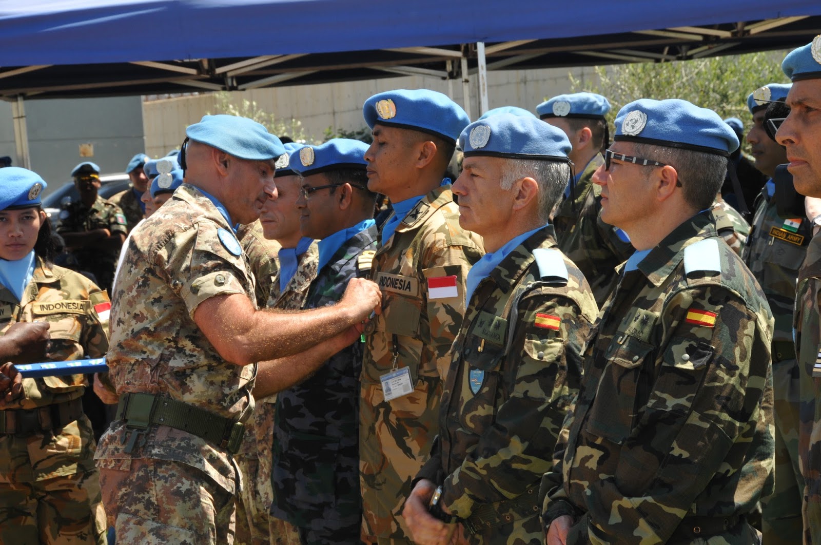 KONTINGEN GARUDA TNI UNIFIL 2015-2016: 71 Tahun Peringatan ...