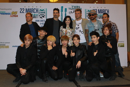 U-Kiss Tak Sangka Dapat Jumpa Backstreet Boys di Malaysia 