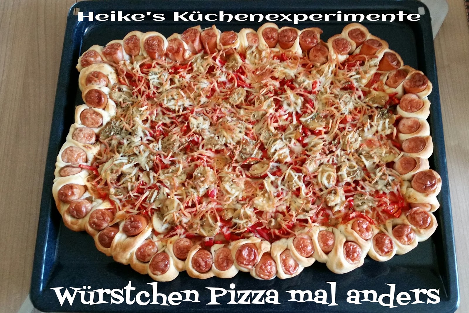 Heike&amp;#39;s Küchenexperimente ☆☆☆: Würstchen Pizza mal anders
