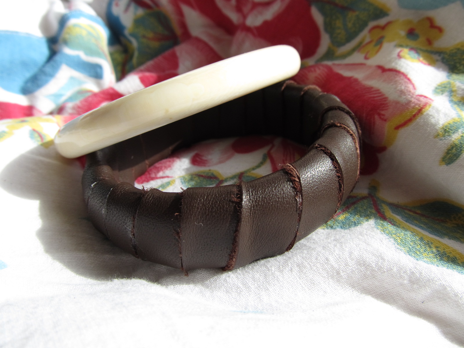 Runaway Thrift: DIY Leather Wrapped Bangle