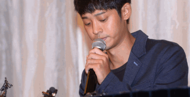 %25EC%25A0%25950.gif 김준호가 말하는 최근 정준영 근황