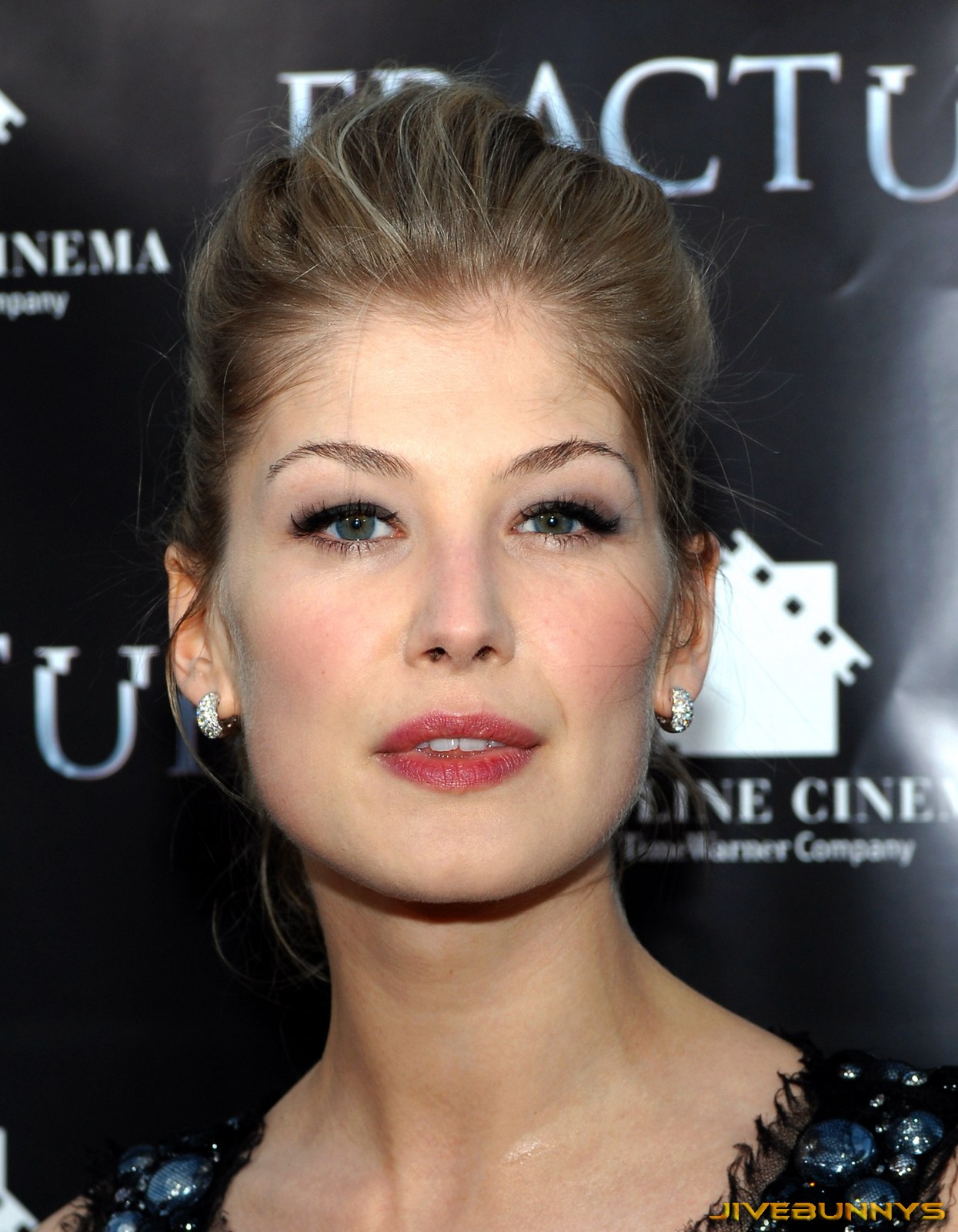 Film Actresses: Rosamund Pike special pictures