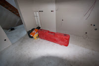 HuM's Baublog: Tag 128: Lichtschächte, Innenputz und Kaminfundament