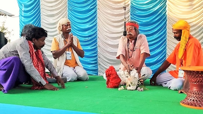 ডাইনি প্রথা ও কুসংস্কার থেকে গ্রামবাসীদের সচেতন করতে অভিনব উদ্যোগ পূর্ব বর্ধমান জেলা পুলিশের