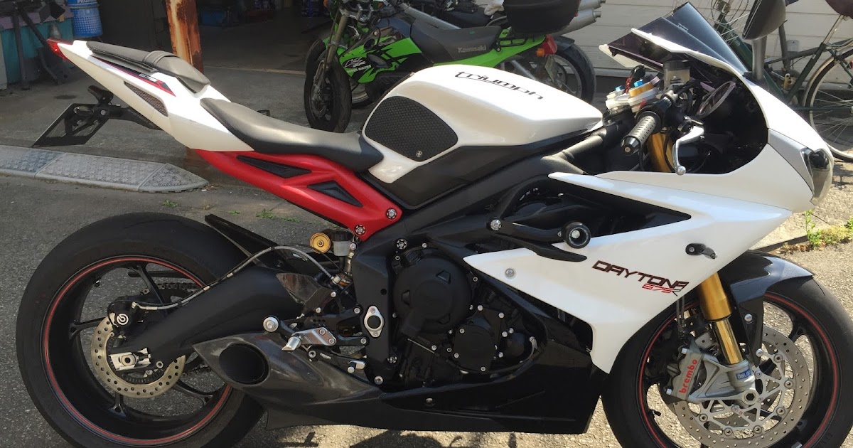 DAYTONA675にテイラーメイド製GPマフラー取り付け&修正