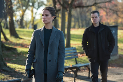 Image of Matt Damon and Alicia Vikander in Jason Bourne