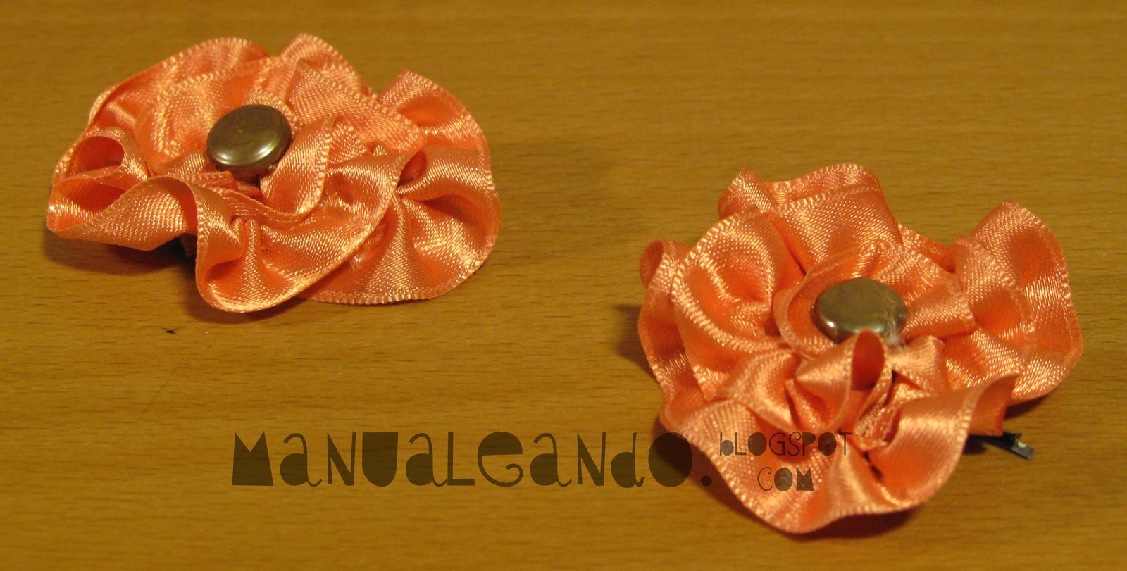 Manualeando Broches Flores de tela y cinta