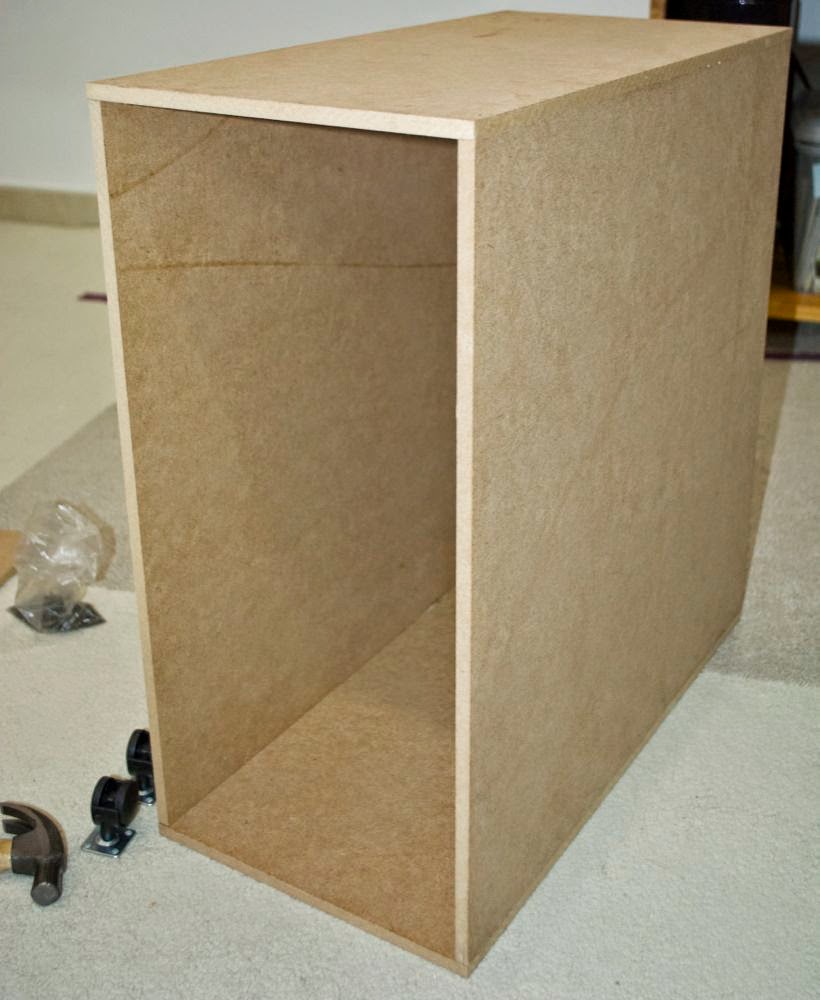 Tu Organizas.: Cesto de roupas na lavanderia