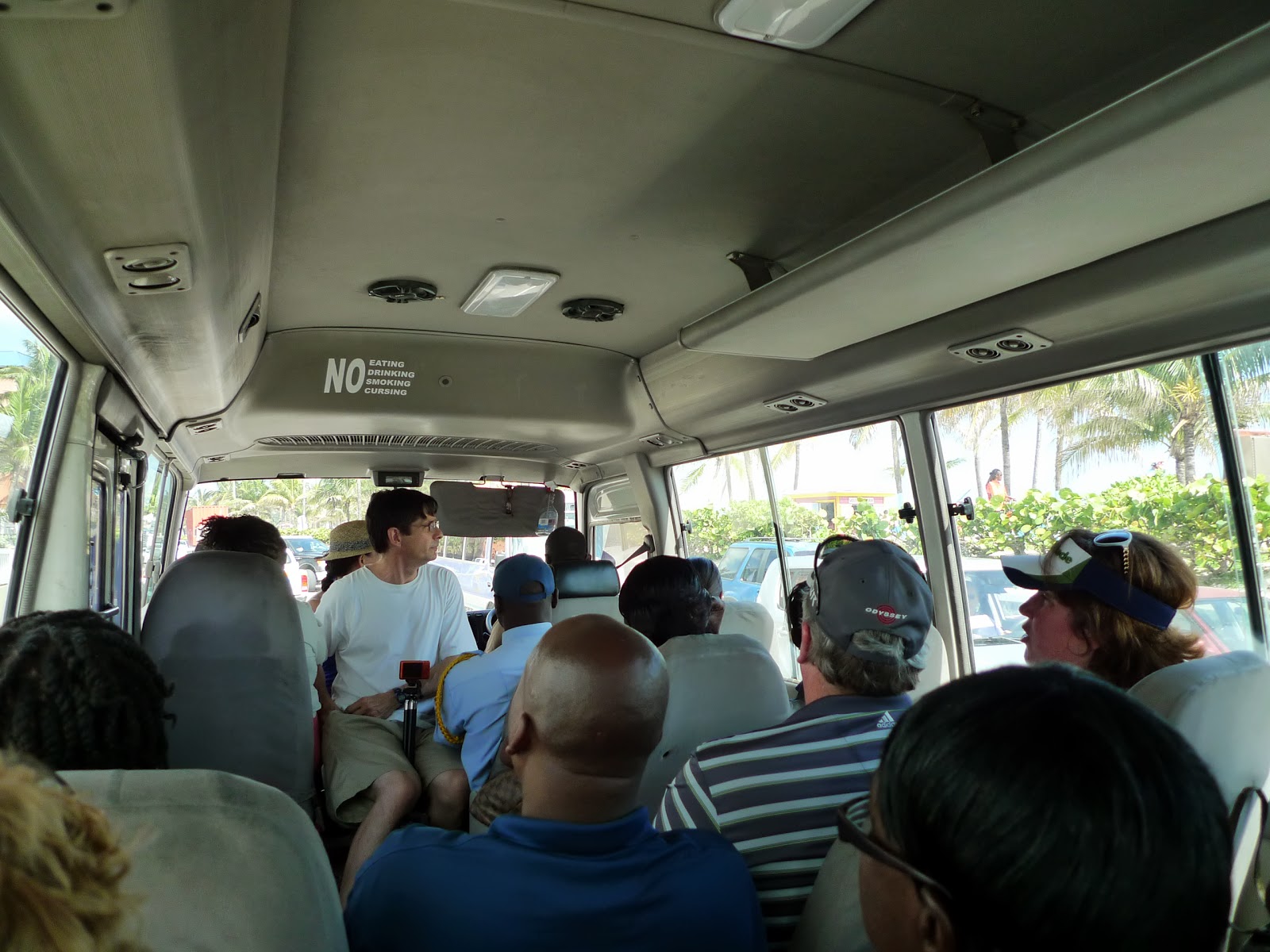Glider's Ruminations: Buses and the Bahamas