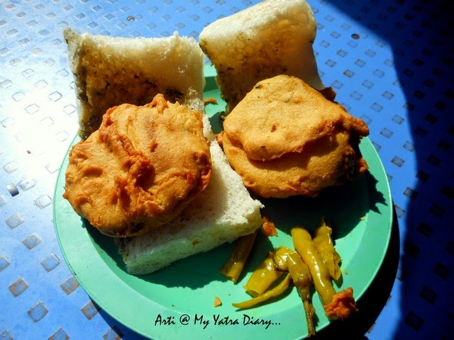 The Maharastrian popular breakfast at Garden vada pav jaunt in Pune camp, Maharashtra