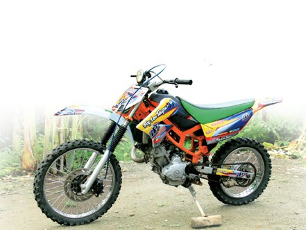 Modifikasi Yamaha Jupiter MX Jadi Motor Adventure Adopsi Style KLX