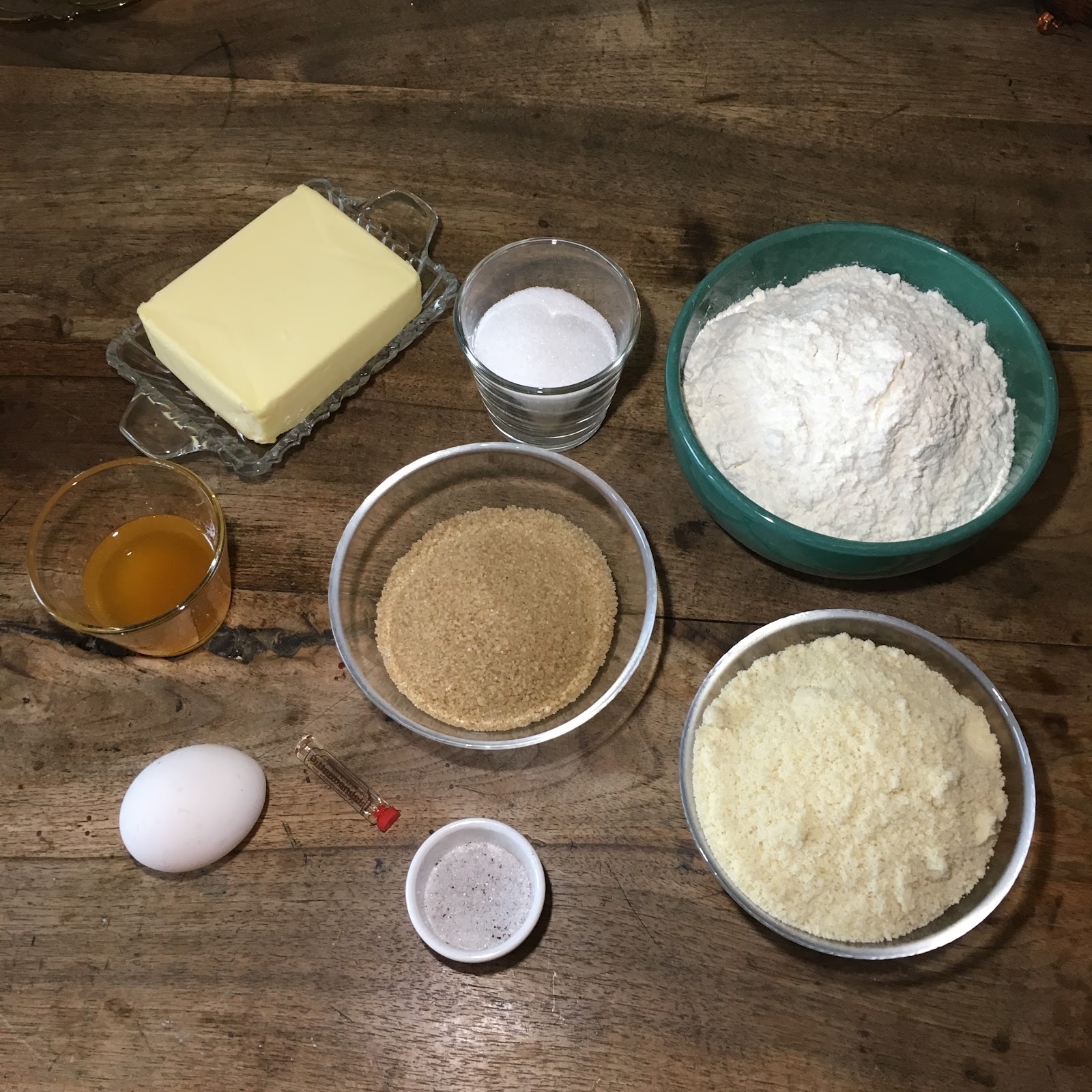 Ein Stück heile Welt : Honig-Mandel-Kugeln