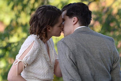 Cafe Society Kristen Stewart Jesse Eisenberg Image 3