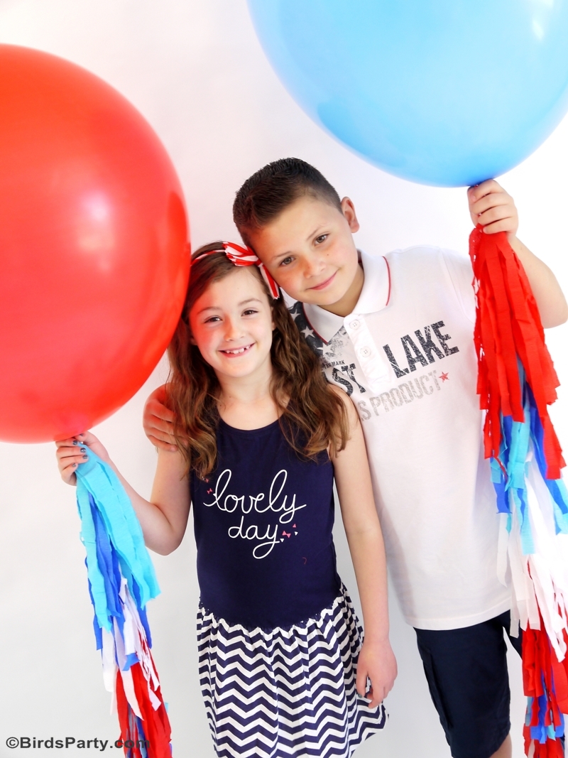 DIY 4th of July Party Photo Booth Balloon Tassels