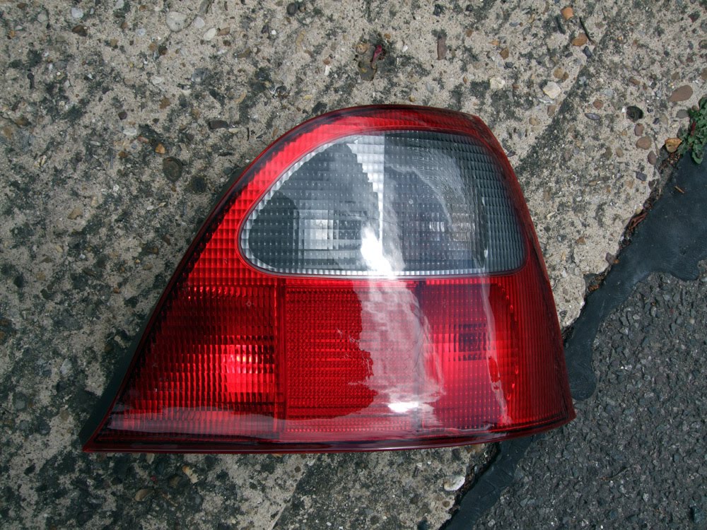 How to Remove MG ZR / Rover 25 Rear Lights