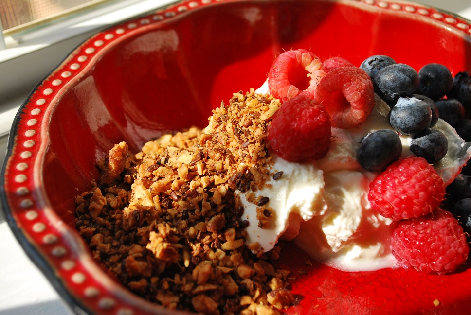 Just the Right Size Nutty Spiced Granola (Low Carb)
