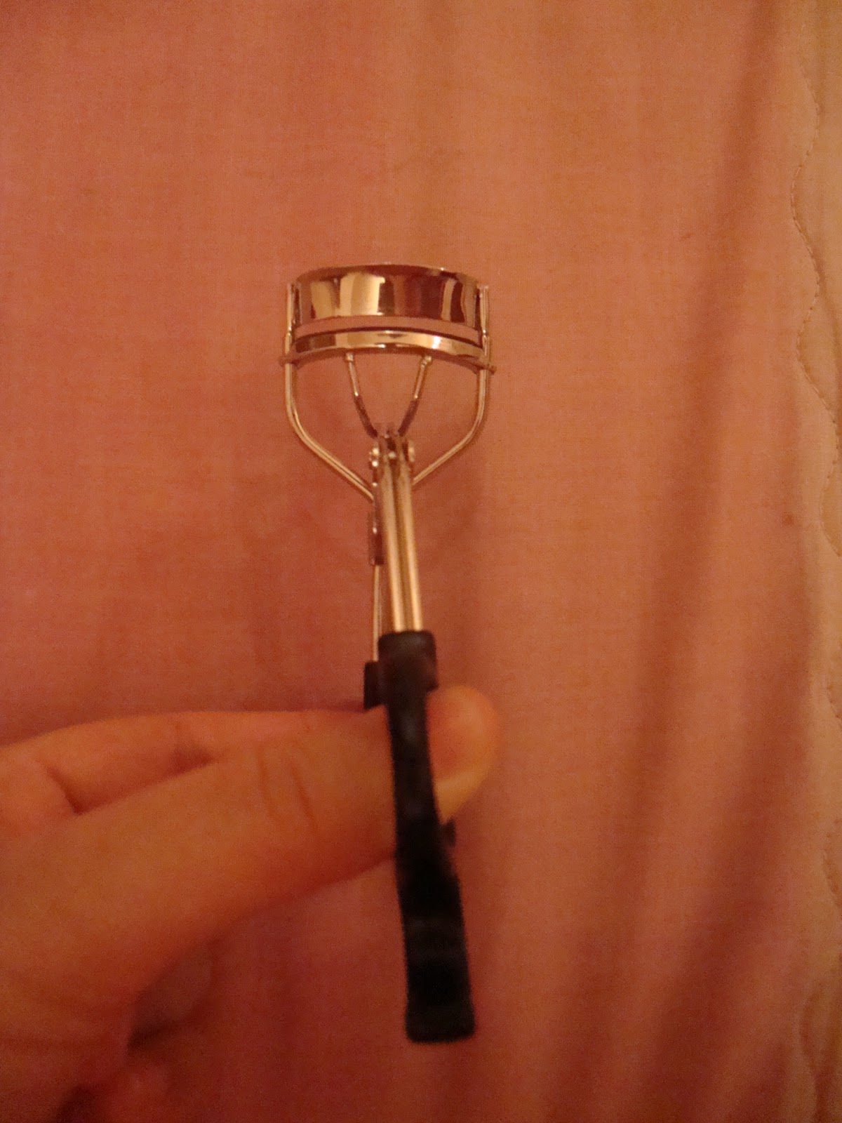 Maliha's Beauty Blog ELF Mechanical Eyelash CurlerIs all the hype true?