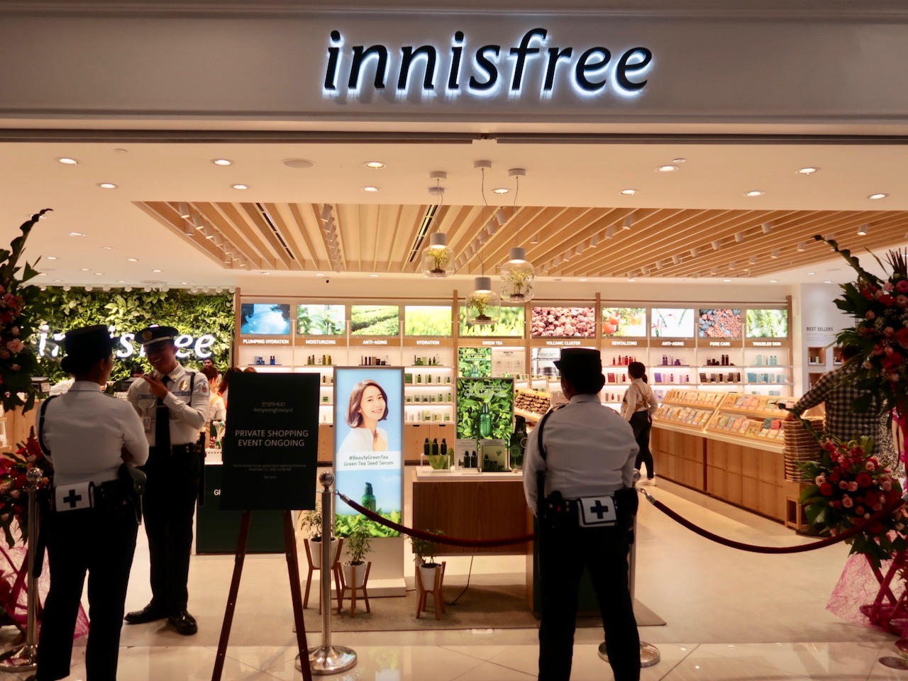 Innisfree Opens in Manila First look at the SM MOA flagship store + Prices