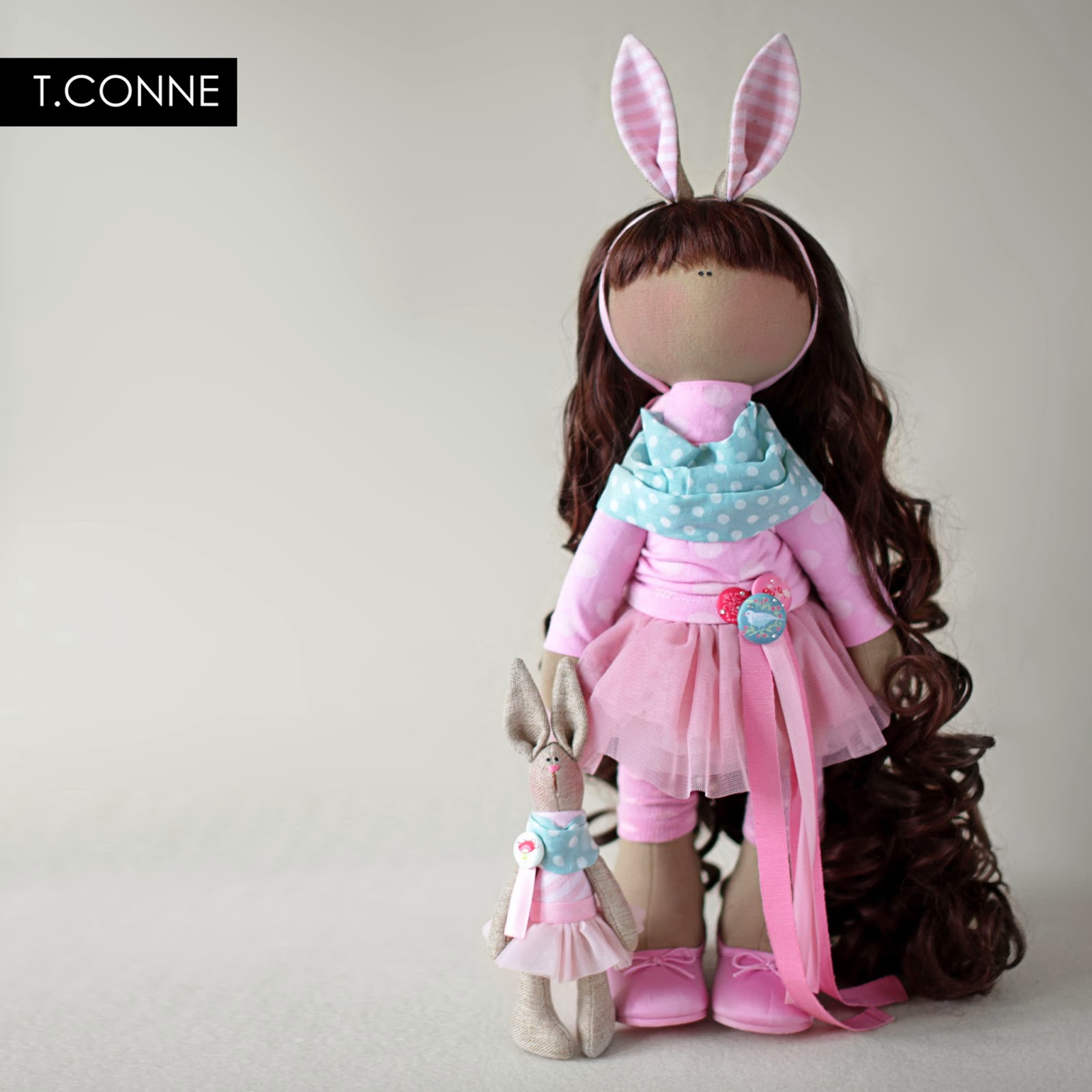 Beautiful things: Pink bunny girl.
