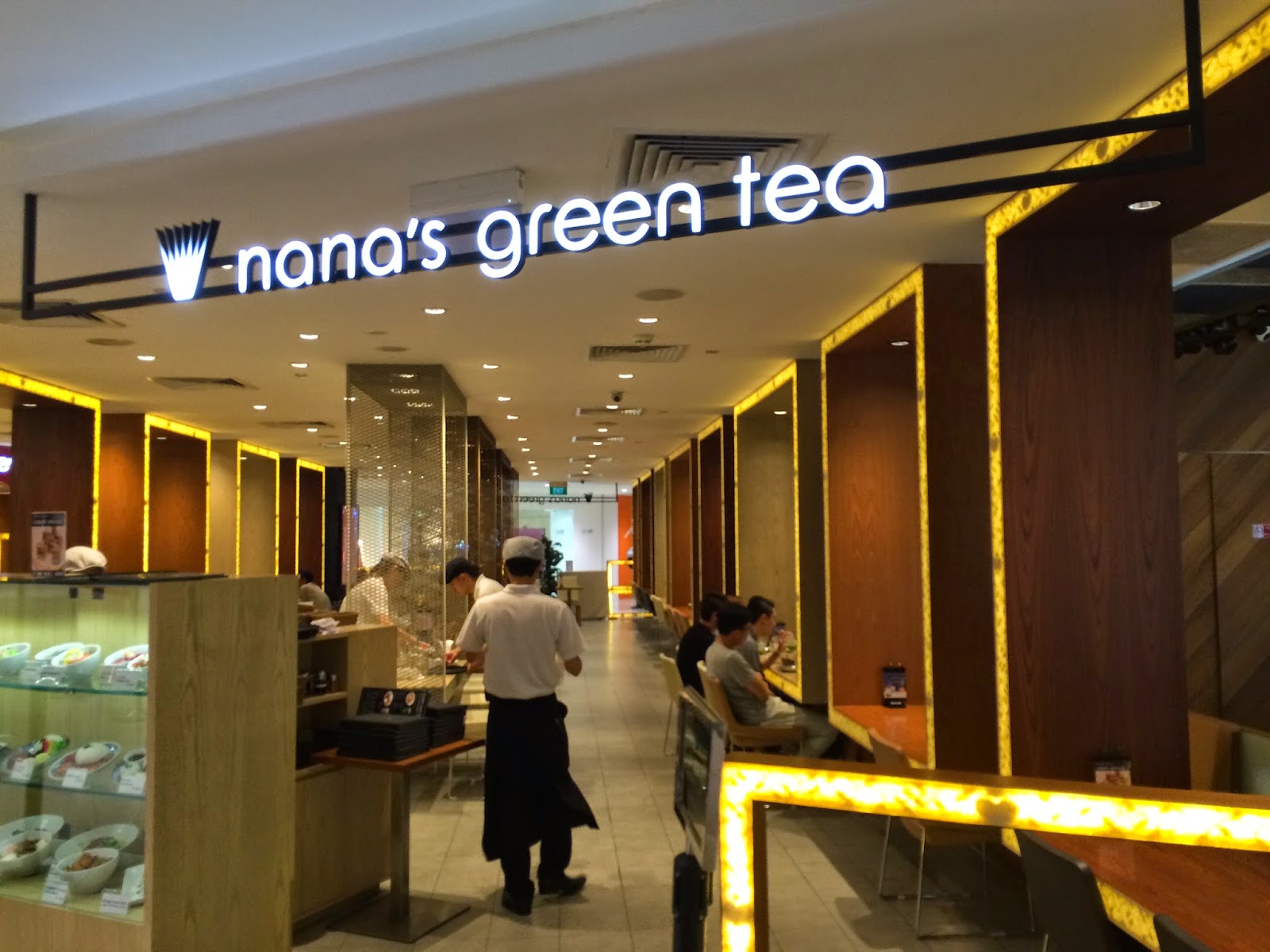 Uniquelious Nana's Green Tea (plaza Singapura)
