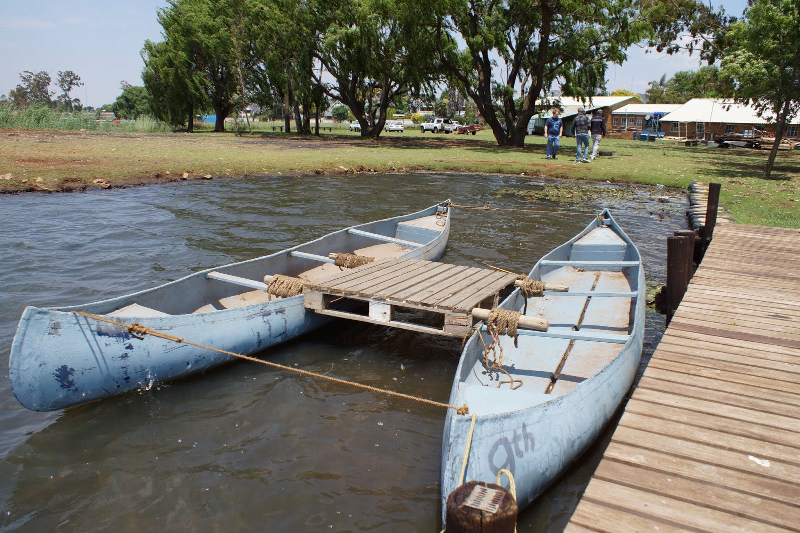 Ropes and Poles: Canoe catamaran