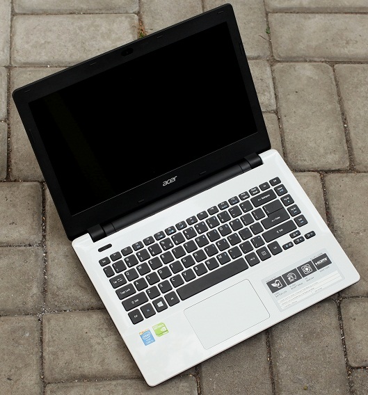 Laptop Acer Aspire E14 Jual jual laptop bekas second garansi like new acer aspire e14 Laptop Acer Aspire E14 Jual jual laptop bekas second garansi like new acer aspire e14
