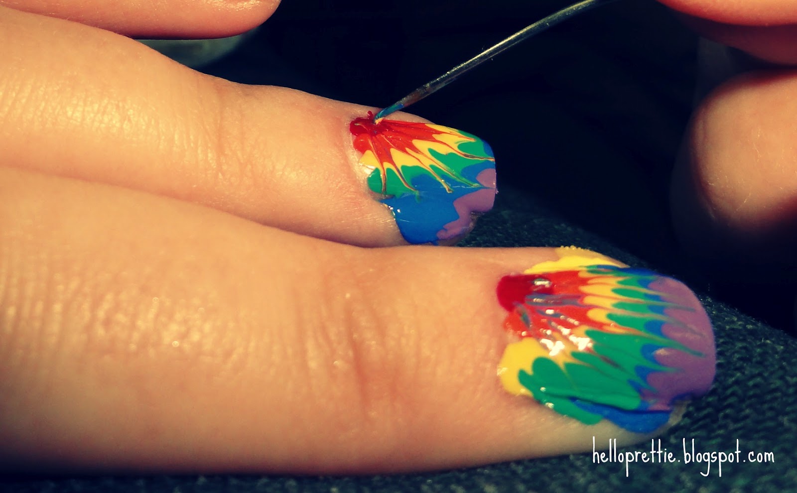 helloprettie: "tie dye" nails.