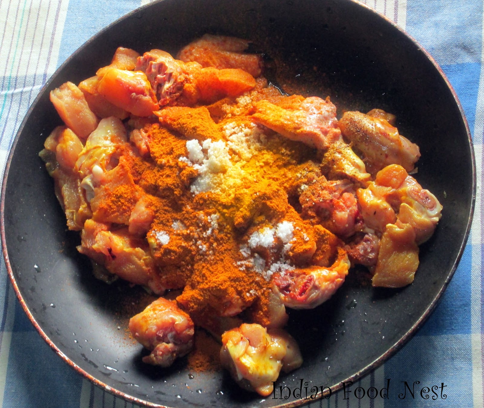 Indian Food Nest How to make Chicken Fry with Mint Leaves / Pudhina Chicken