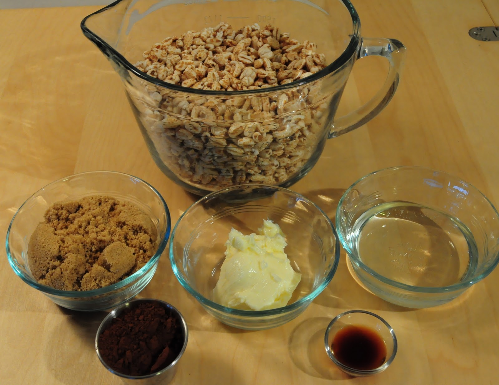 My Tiny Oven Puffed Wheat Cake