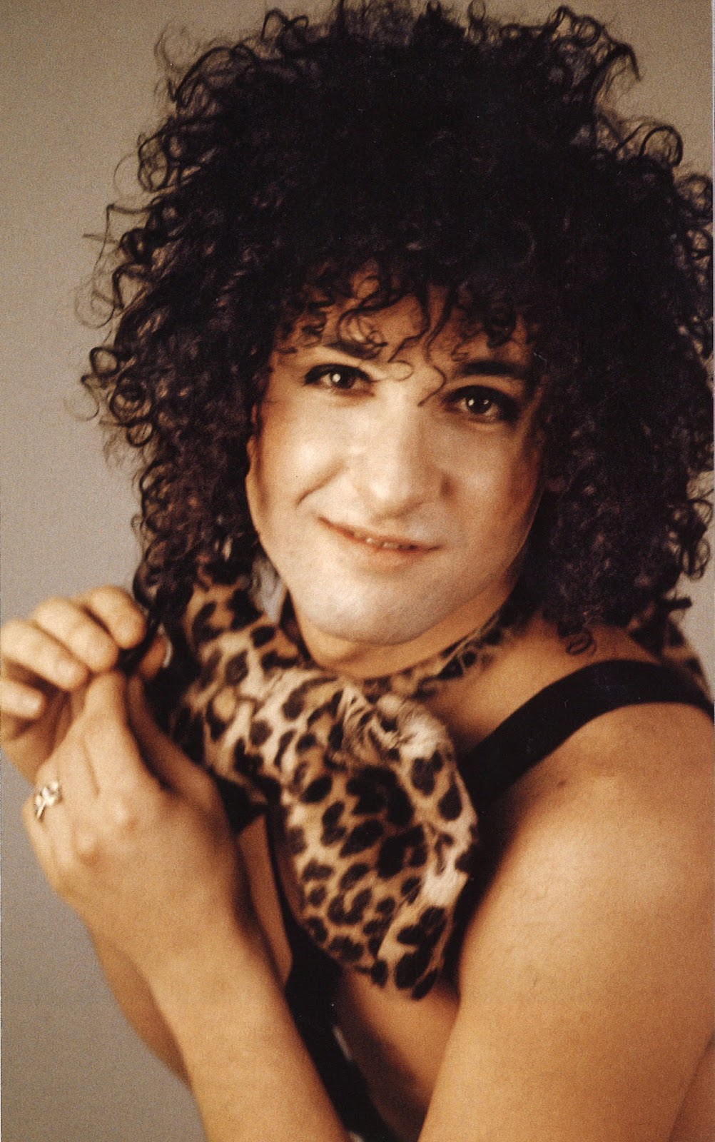 ¿Quién es la muñequita más sexy de los New York Dolls?  Sylvain