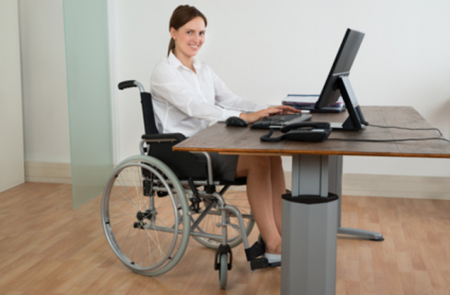 Trabalho em casa para deficientes: Saiba como ganhar dinheiro em casa sendo assistente virtual