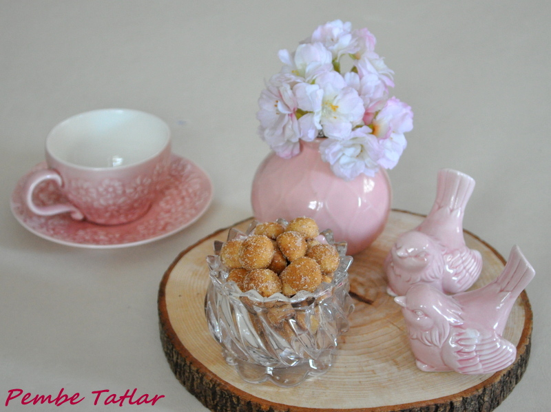 Pembe Tatlar Misket Kurabiye (kahve yanı kurabiyesi)