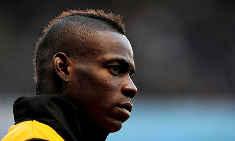 Balotelli no se mueve del Manchester City