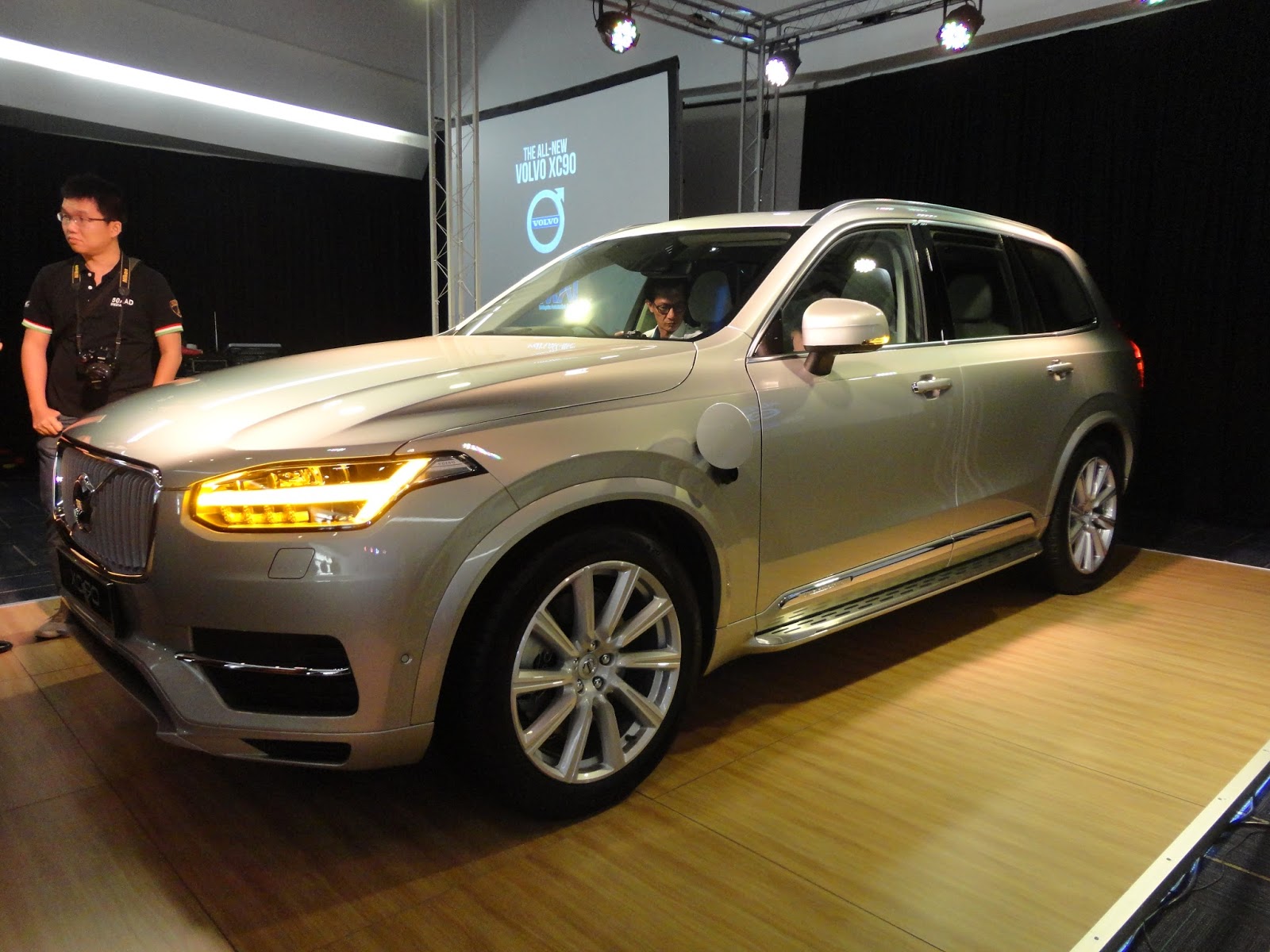 Motoring-Malaysia: Volvo Car Malaysia launches the all-new Volvo XC90