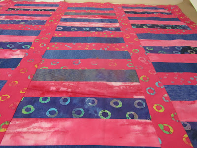 Pink Purple jelly roll quilt www.sewplus.blogspot.com