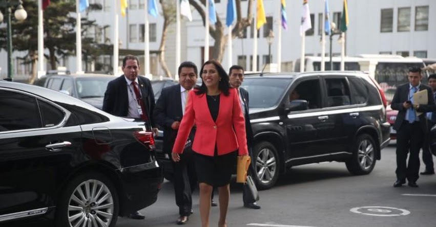 Se inicia en el Congreso interpelación a Ministra de Educación Flor Pablo Medina Se inicia en el Congreso interpelación a Ministra de Educación Flor Pablo Medina