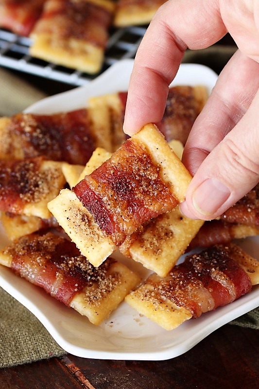 Sweet&Spicy Bacon Crackers The Kitchen is My Playground