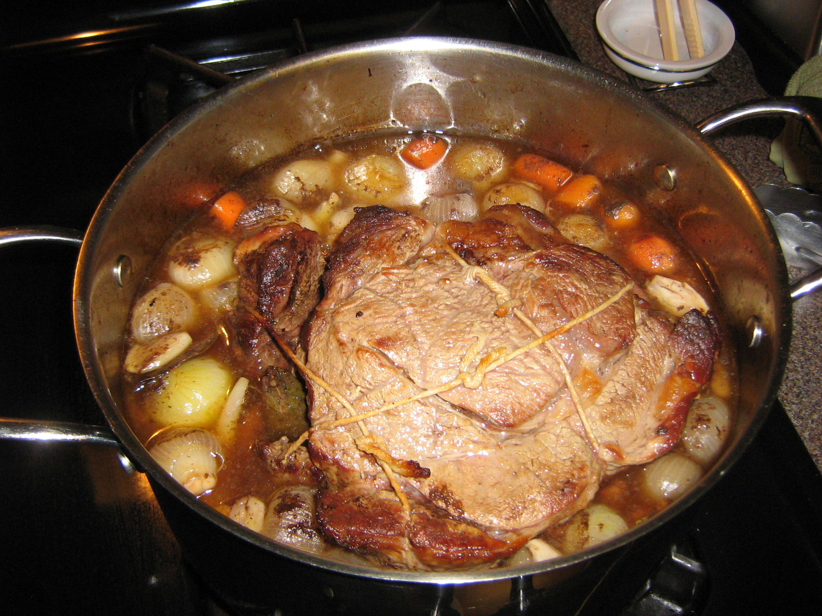 Janis Cooks Pot Roast with Herbed Flatbread and Green Beans