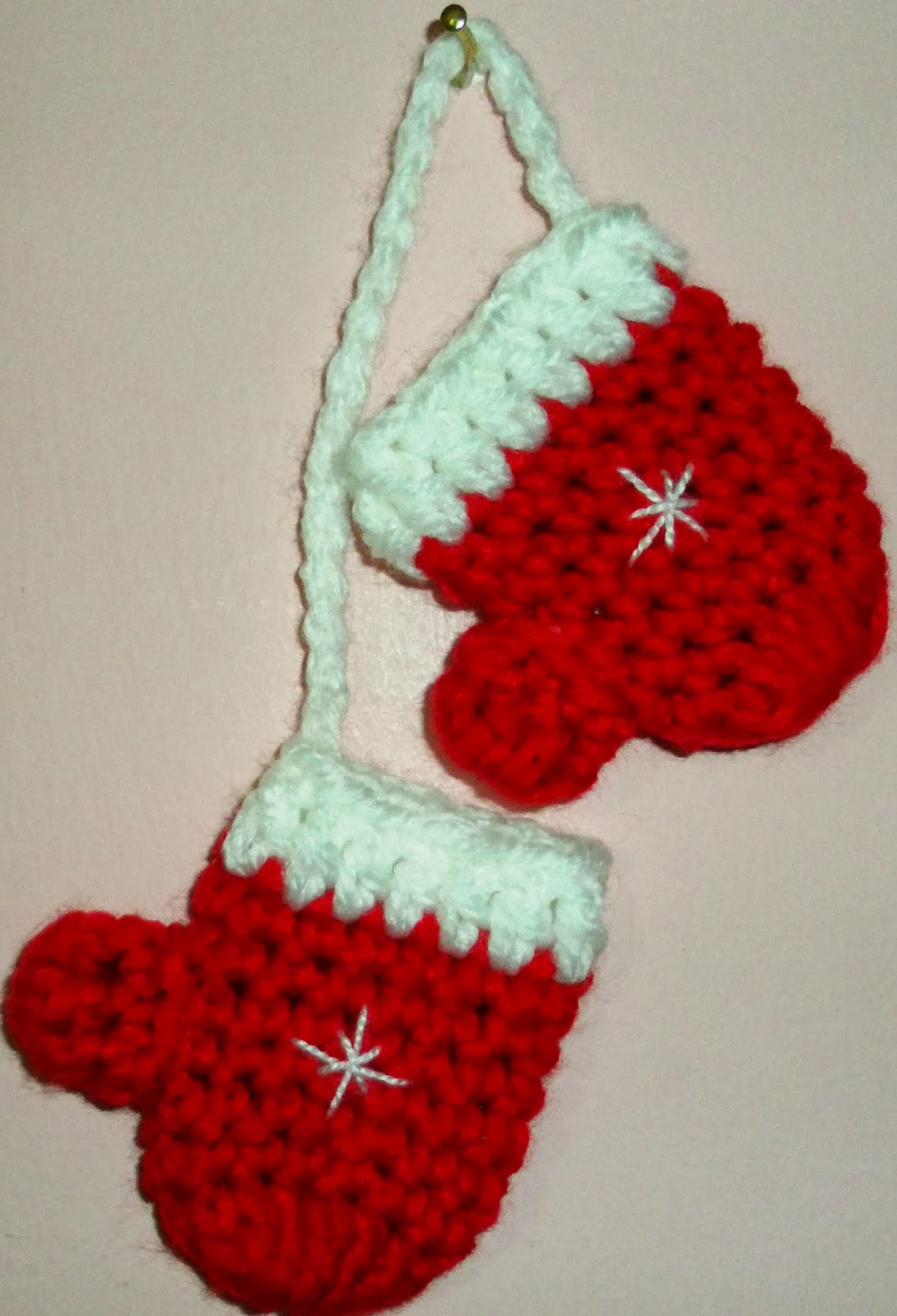 NEŞELİ OYUNCAKLAR: Çam Ağacı Süsleri