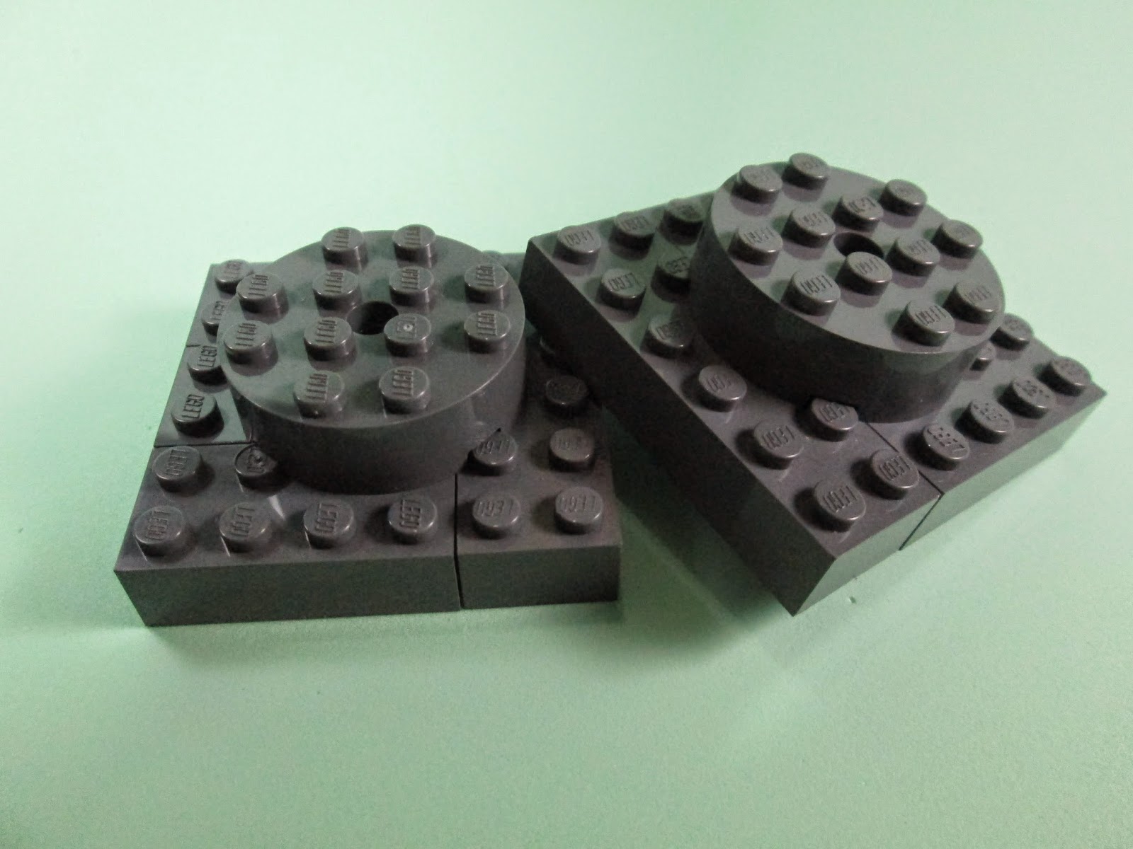 MOC LEGO - Peças LEGO feitas com peças LEGO