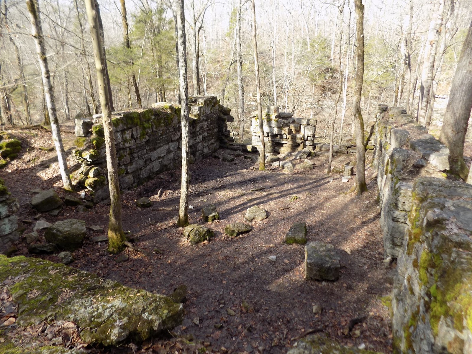 Hiking Tennessee Old Stone Fort Archaeological Site