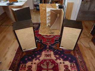 Pair Of Altec Lansing Corona 893A Acoustic Suspension Loudspeakers Pair Of Altec Lansing Corona 893A Acoustic Suspension Loudspeakers